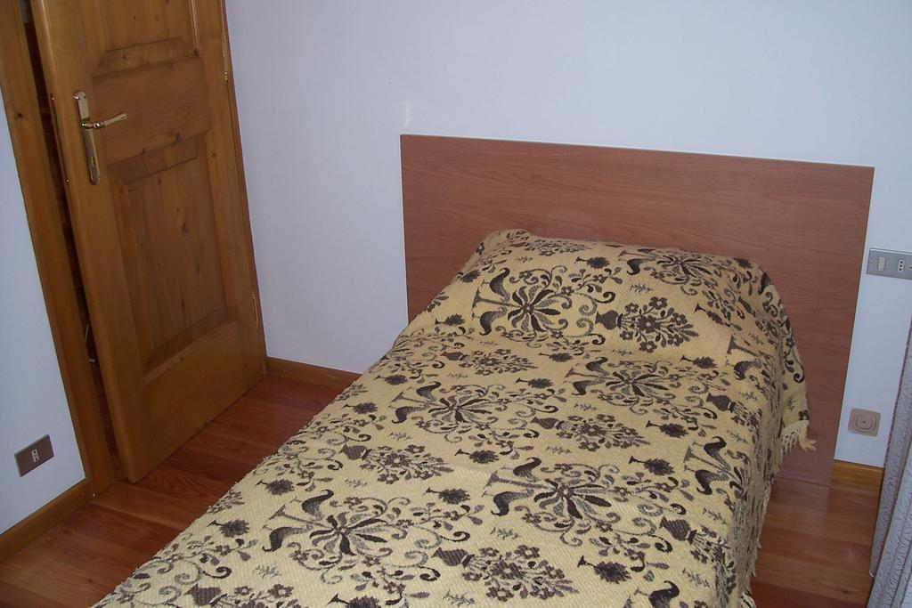 Fabbricato Indipendente Centro Lozzo Cadore Quarto foto