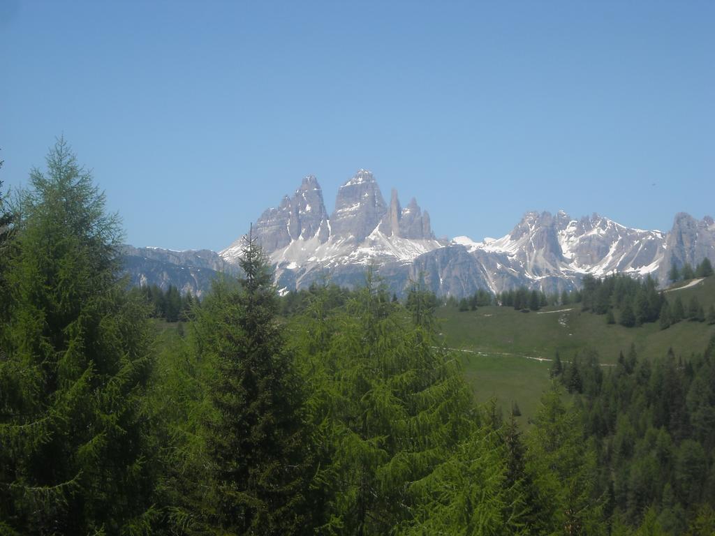 Fabbricato Indipendente Centro Lozzo Cadore Exterior foto
